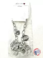 Rappel produit ACCESSOIRES Bracelet argenté "Paris"