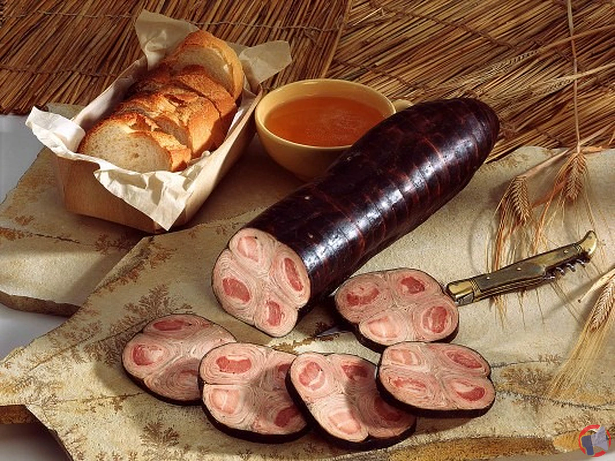 Rappel de produit : andouille 4 coeurs de la marque Amand SAS