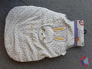 Rappel produit GIGOTEUSE TÊTE DE LAPIN BRODEE AUCHAN BABY
