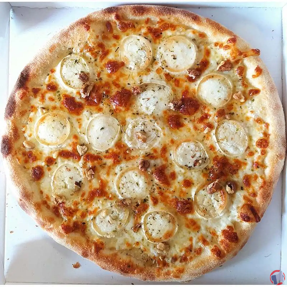 Rappel de pizzas fabriquées en magasin à Auchan Avallon pour risque de présence de débris de verre