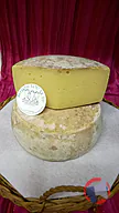 Rappel produit Tomme nature - Tomme au piment Espelette - Bleu - Lactiques Bergerie LOU YE TU (produit vendu à la découpe et à la pièce) (photo numéro 3)