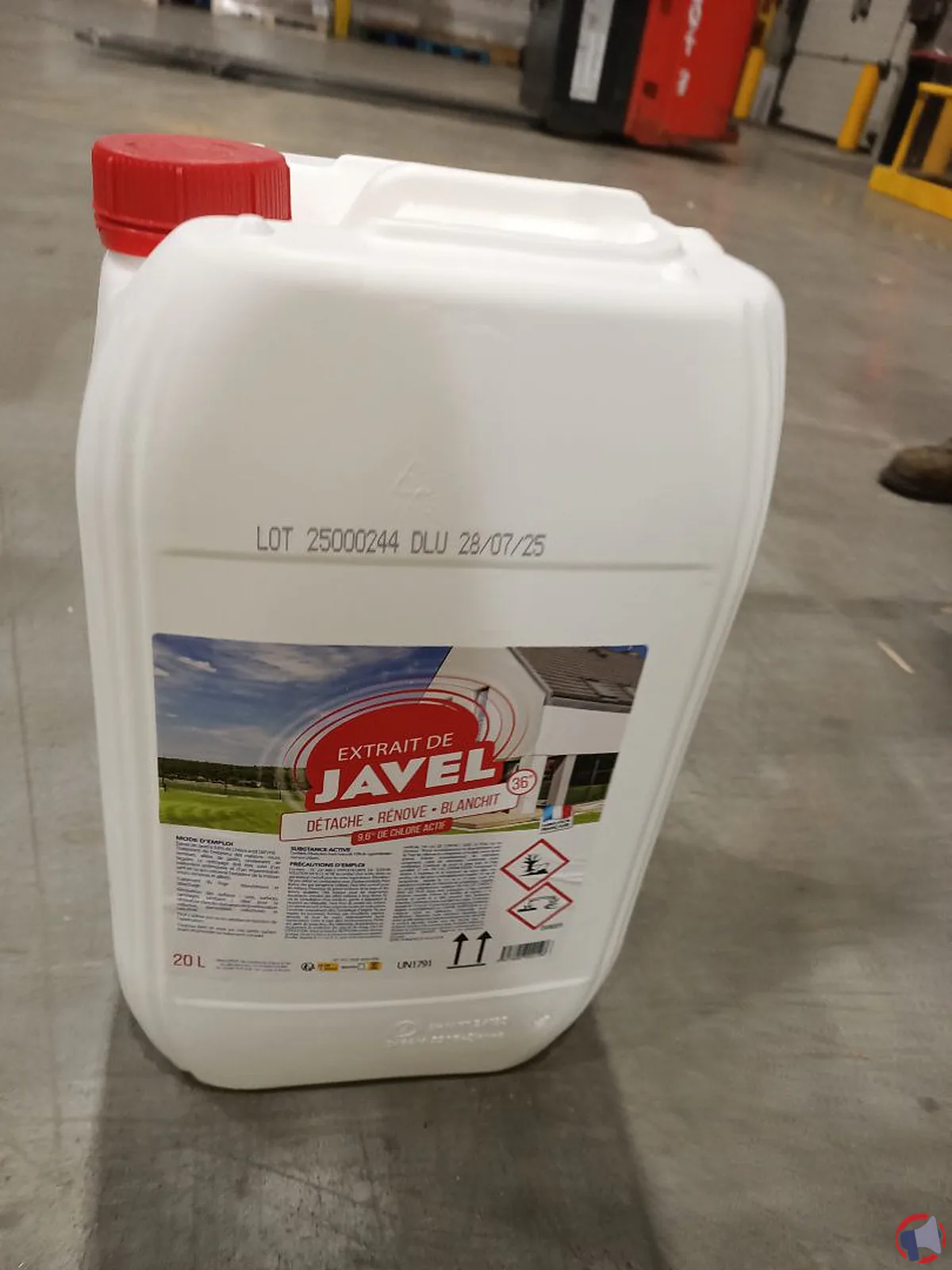 Rappel produit : Extrait de javel 9.6% en raison de risques de fuites