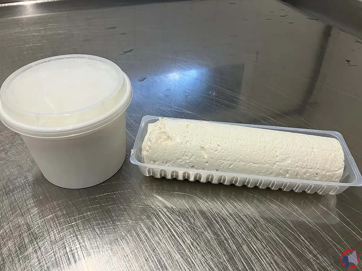 Rappel de fromage frais et faisselle au lait cru de chèvre : risque de listériose