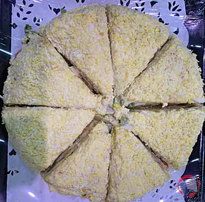 Rappel produit Gâteau de crêpes au saumon vendu à la part au rayon Charcuterie-Traiteur