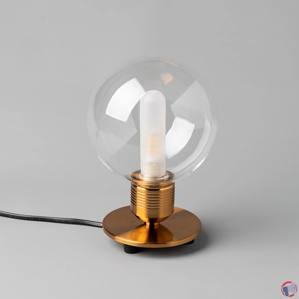 Rappel : kosilum lampe de chevet vintage dorée, risque de choc électrique et d’incendie