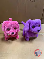 Rappel produit PELUCHES CHIEN A PILE ET A GRELOT COLORIS VIOLET ET ROSE (photo numéro 1)