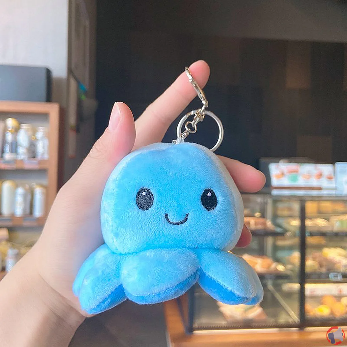 Rappel produit : porte-clé peluche pieuvre bleu en raison d'un risque d'étouffement