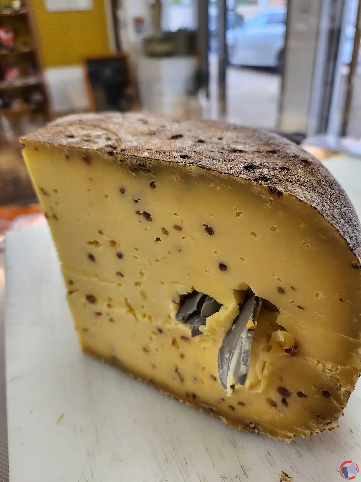 Rappel du produit 'Tomme de Berry Noisette' de la marque 'Pro du Cher' pour risque de présence de corps étranger