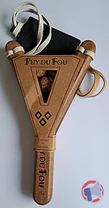 Rappel produit Lance pierre avec 3 balles liège PUY DU FOU