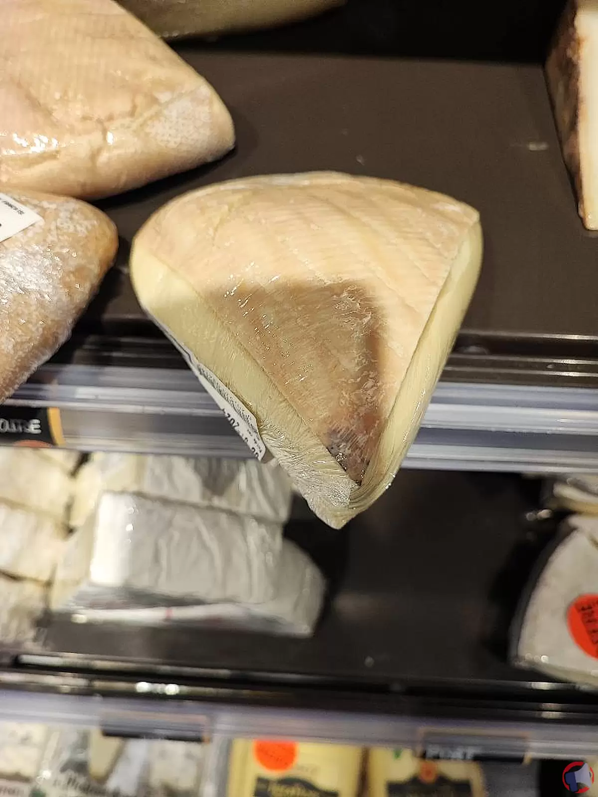 Rappel de produit : Saint Nectaire fermier au lait cru AOP pour présence de listeria