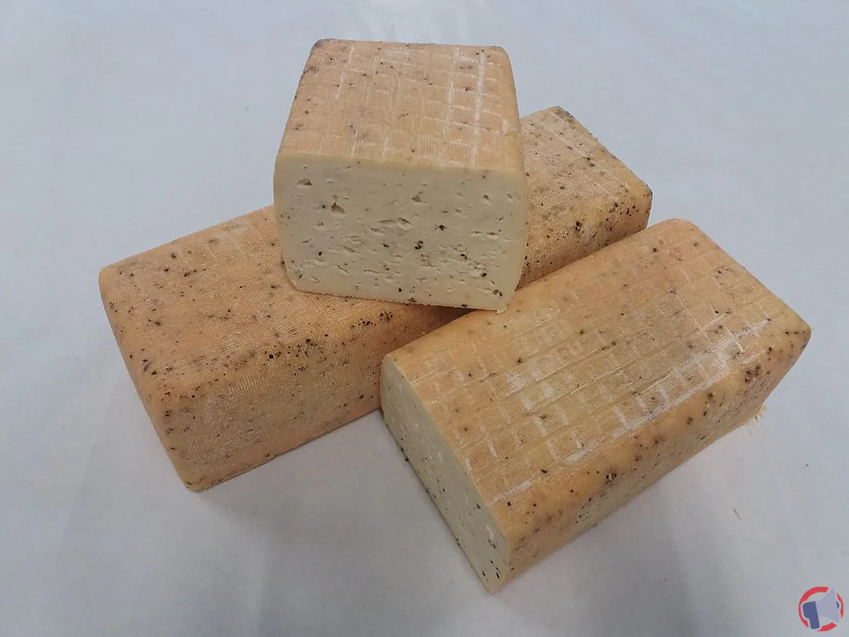 Rappel de fromage à raclette au poivre de la Société Laitière de Vichy pour risque de listéria